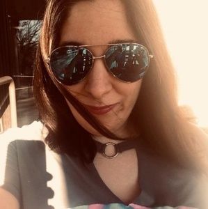 Meet your Posher, Maria